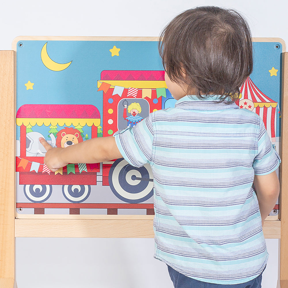 Steam Train wall panel by Eduplay – builds problem solving and fine motor skills