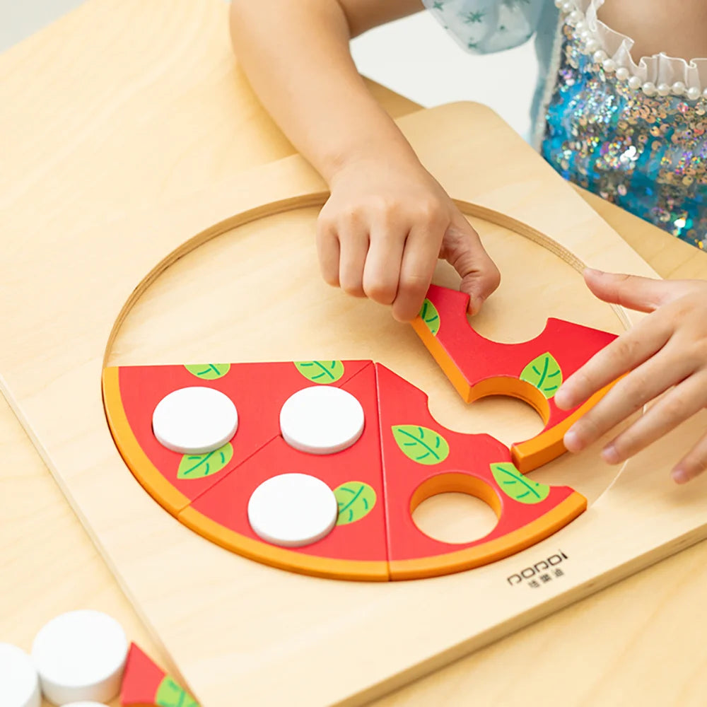 Pizza Puzzle wooden toy by Eduplay – builds early math and fine motor skills