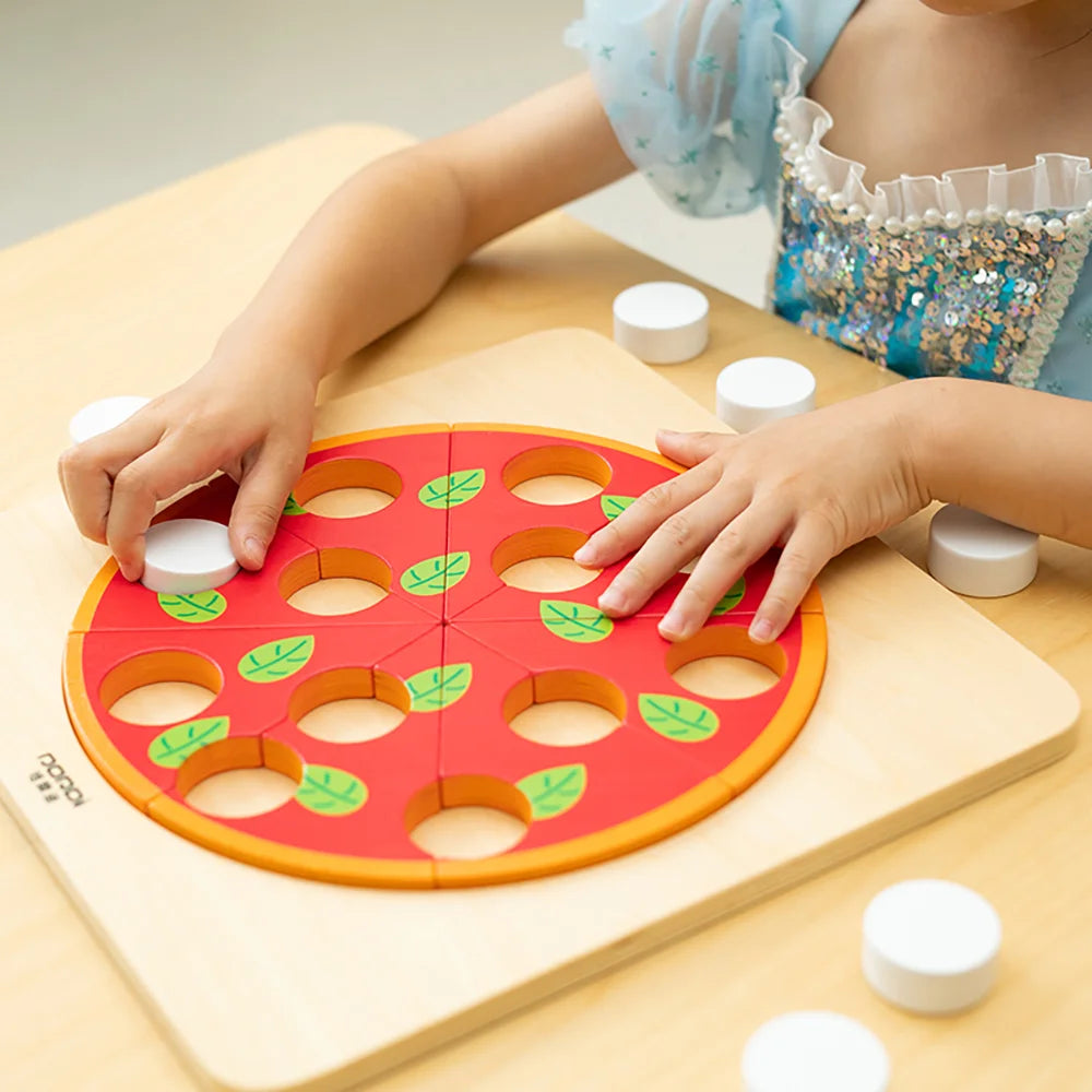 Pizza Puzzle wooden toy by Eduplay – builds early math and fine motor skills