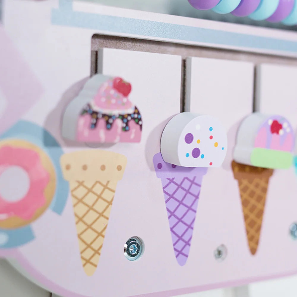 Dessert Truck Robot wall panel by Eduplay – builds creative thinking and fine motor skills
